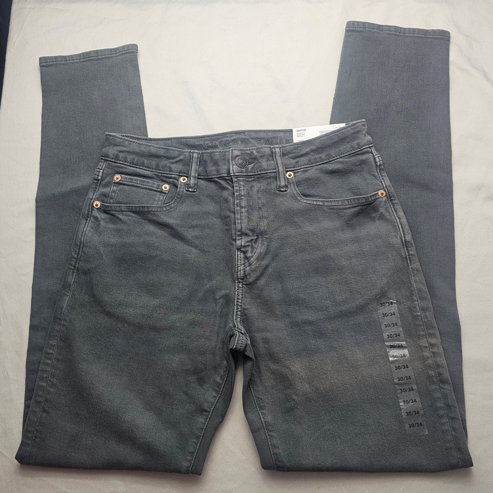 American Eagle 30x34 *Color Error* Athletic Fit Easyflex Gray Jeans NWT 1441
